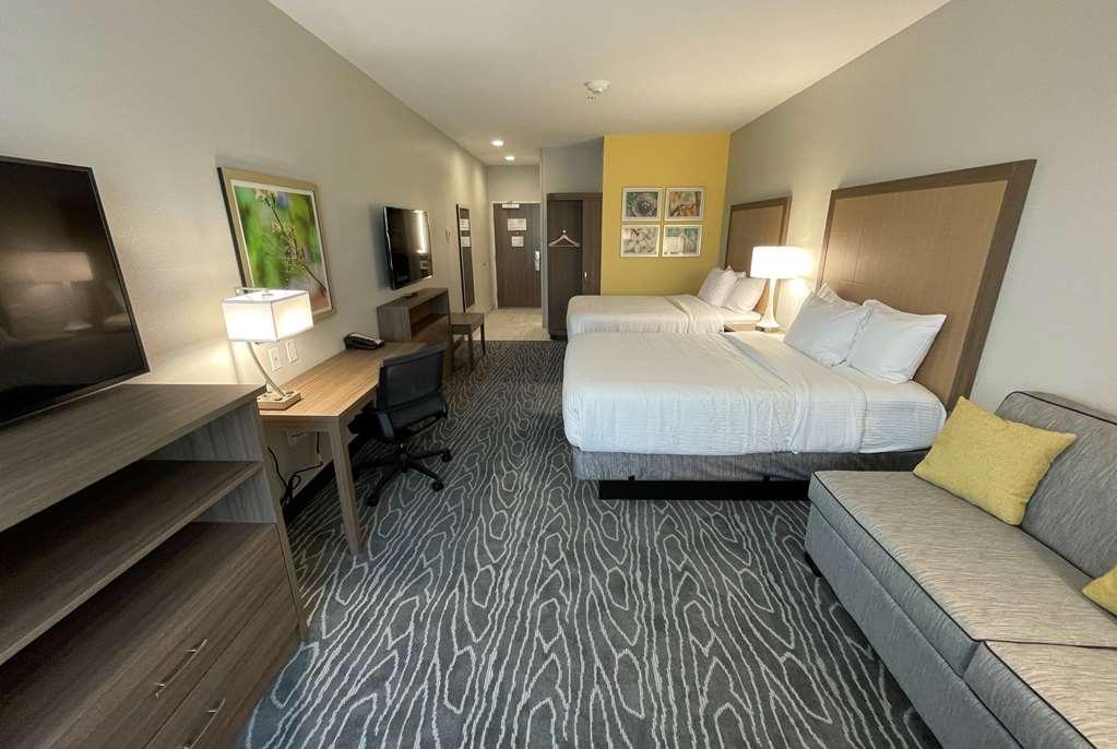 La Quinta Inn & Suites By Wyndham 밸도스타 객실 사진