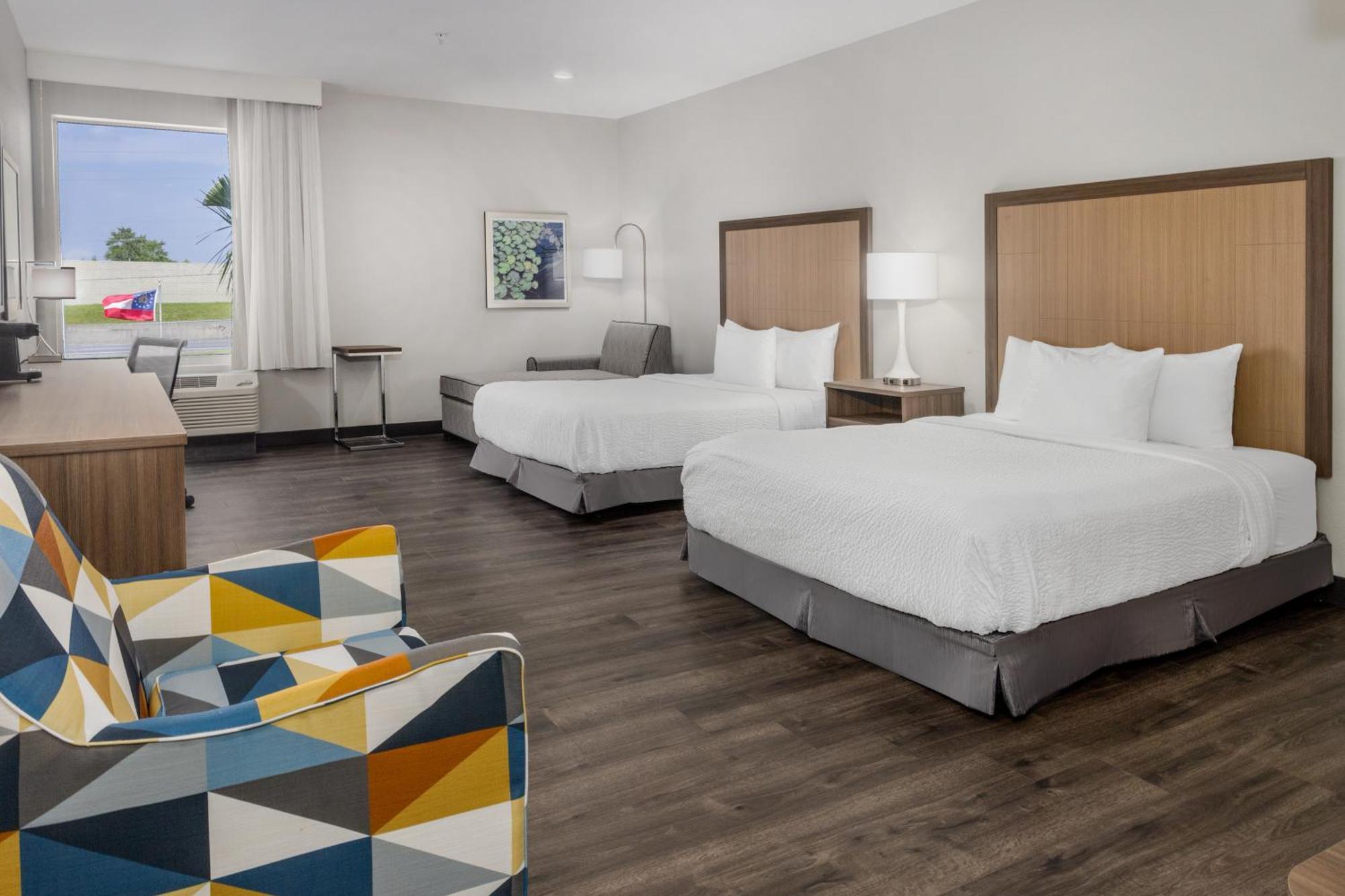 La Quinta Inn & Suites By Wyndham 밸도스타 외부 사진